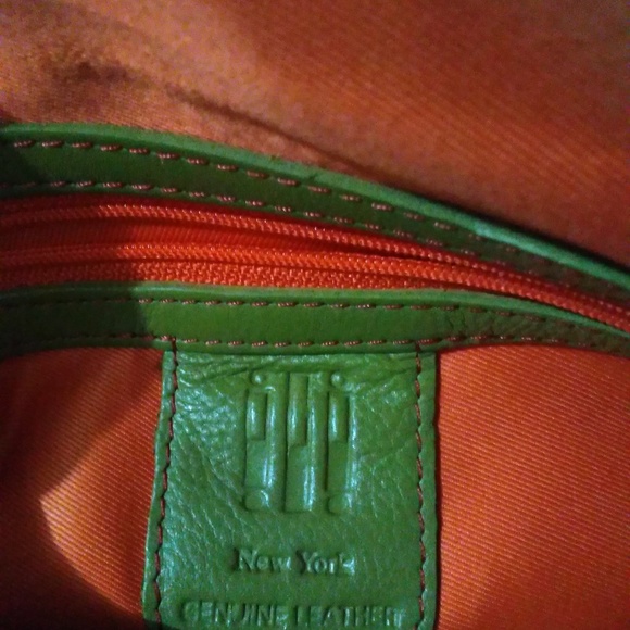 New York Genuine Leather - Picture 3 of 4